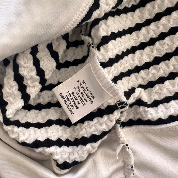 Minimalist Striped Black and White Bishop Sleeve Top with Lettuce Hem - Picture 6 of 8